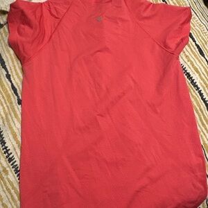 Lululemon short sleeve Swiftly Tech in Lipgloss